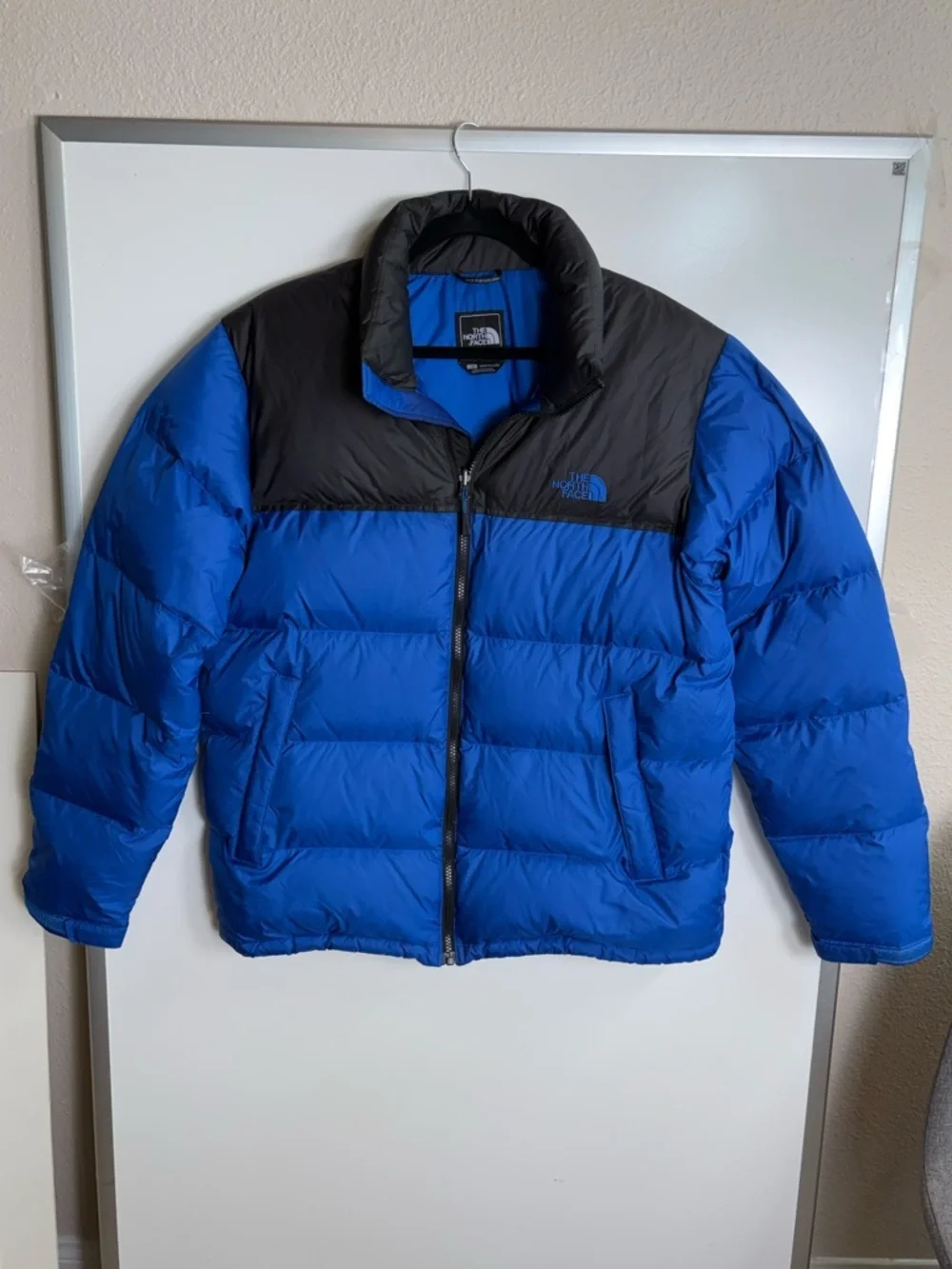 The North Face Nuptse Jacket Men's L Blue Black Goose Down Puffer 700-Fill Style